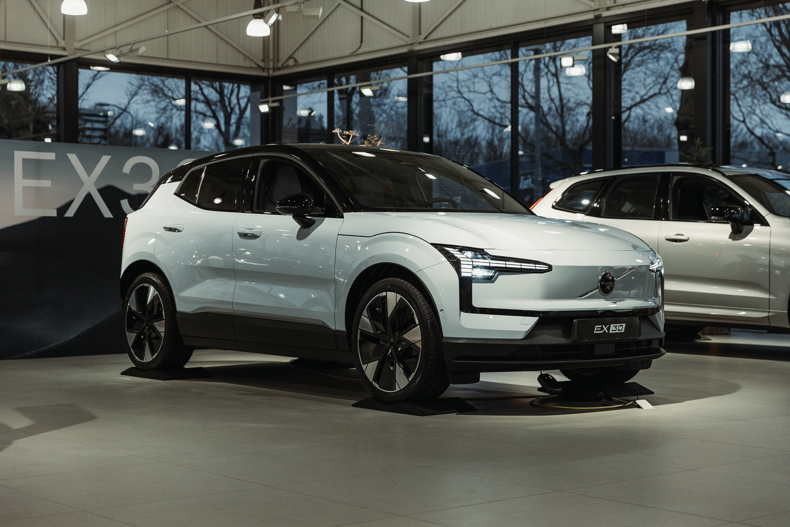 Een elektrische auto zakelijk leasen voordeliger en duurzamer dan ooit tevoren Pure Lease